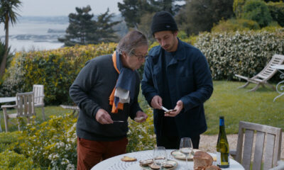 Two Michelin chefs having oysters in Taste of Desire